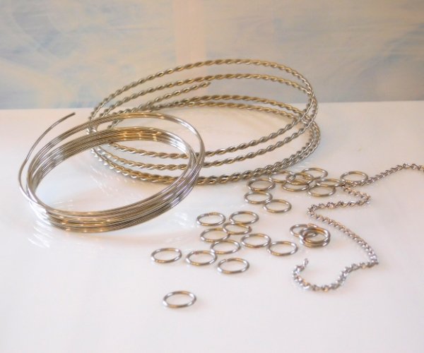 Jump Rings, Wire, Hangers & Chain