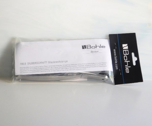 Silberschnitt Running Pliers for Stained Glass Curves in packaging back side Mountain Woman Products